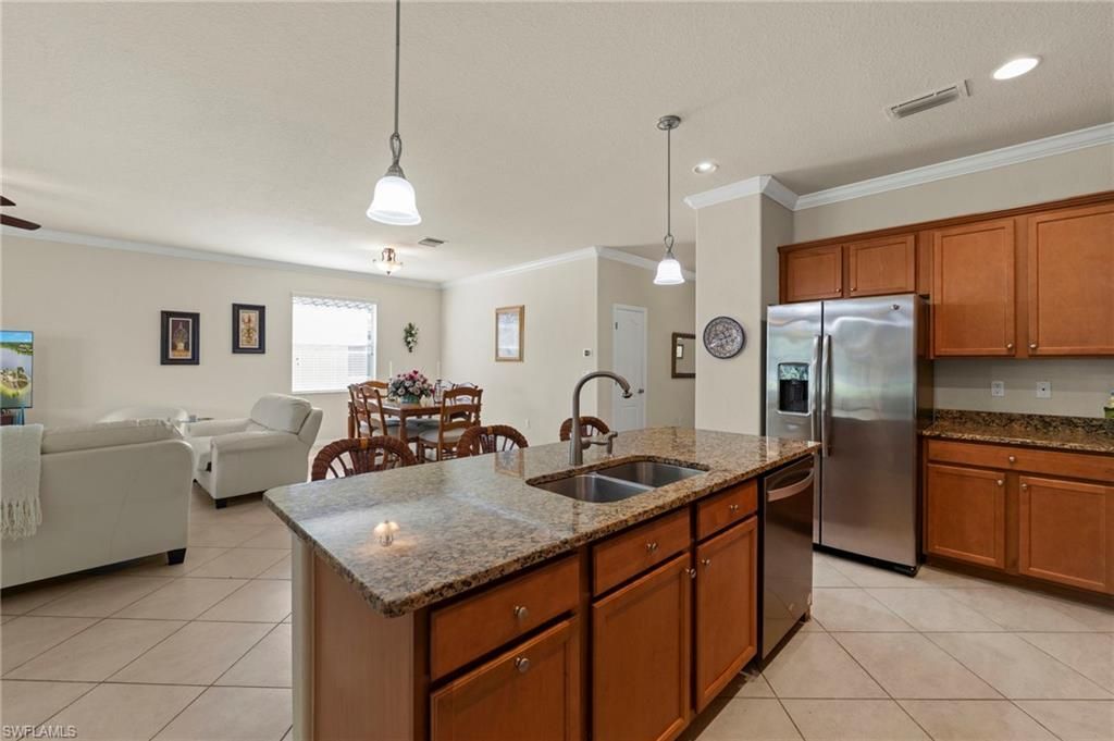 2517 Laurentina Ln , Cape Coral, FL 33909 Photo
