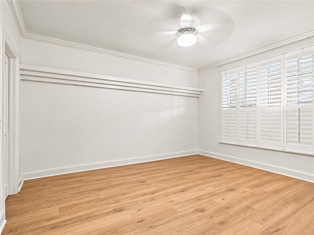1250 W Southwinds Boulevard, Unit 317, Vero Beach, FL 32963 Photo