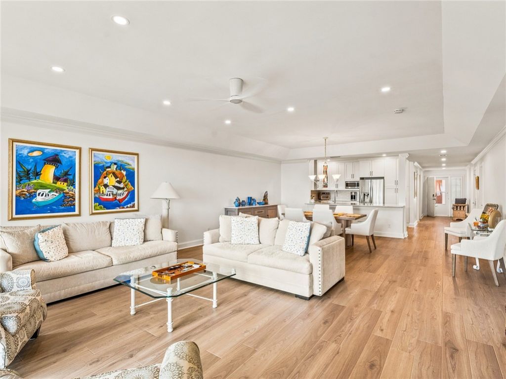 1250 W Southwinds Boulevard, Unit 317, Vero Beach, FL 32963 Photo