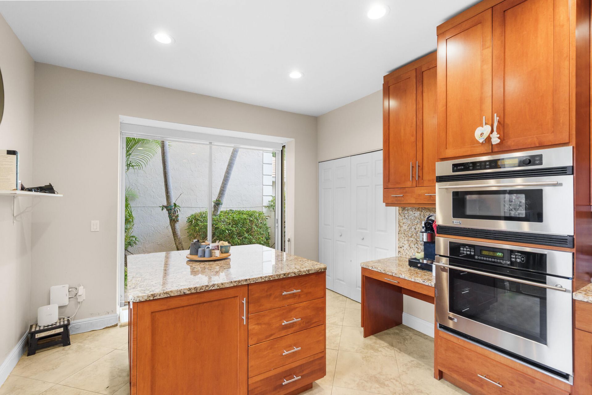 23381 Butterfly Palm Court, Boca Raton, FL 33433 Photo