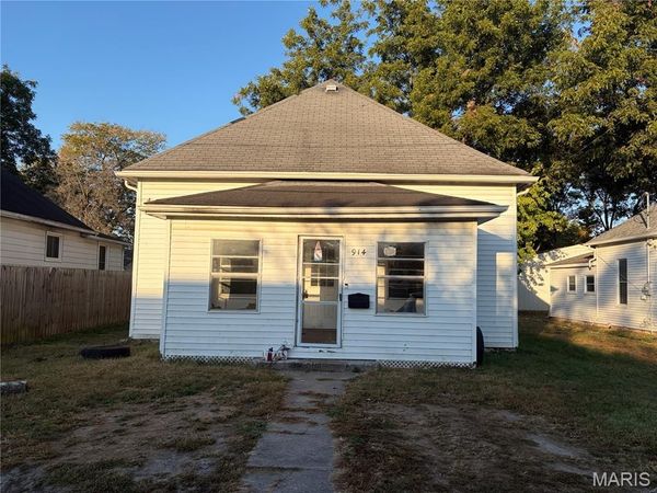 914 S Bess Avenue , Marissa, IL 62257