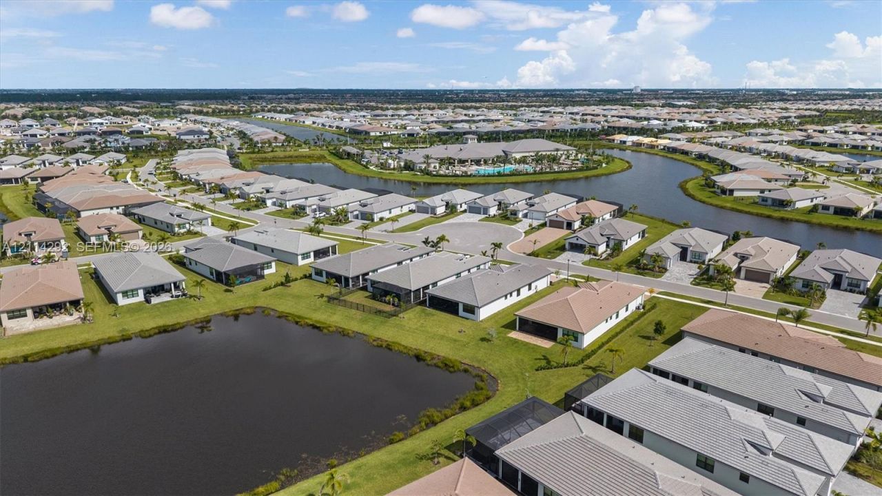 12470 SW Water Dance Way, Port Saint Lucie, FL 34987 Photo