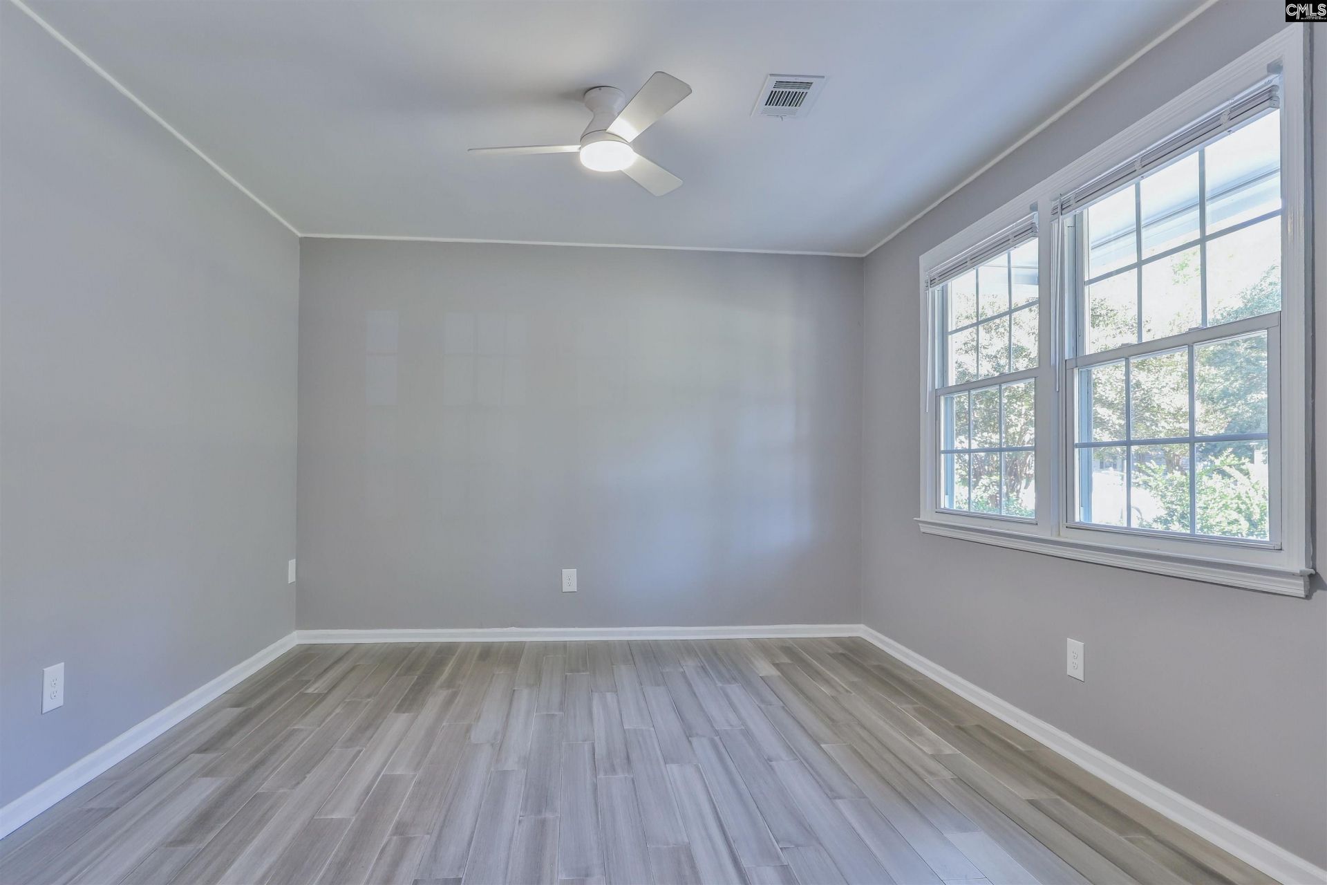 154 Meadow Wood Drive  Photo 4