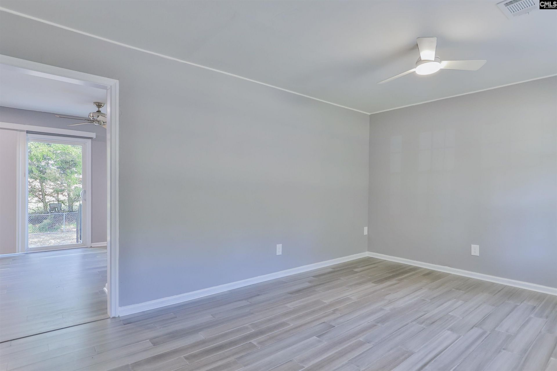 154 Meadow Wood Drive  Photo 6