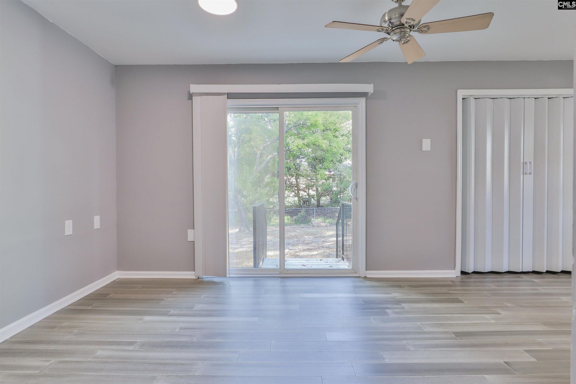 154 Meadow Wood Drive  Photo 7