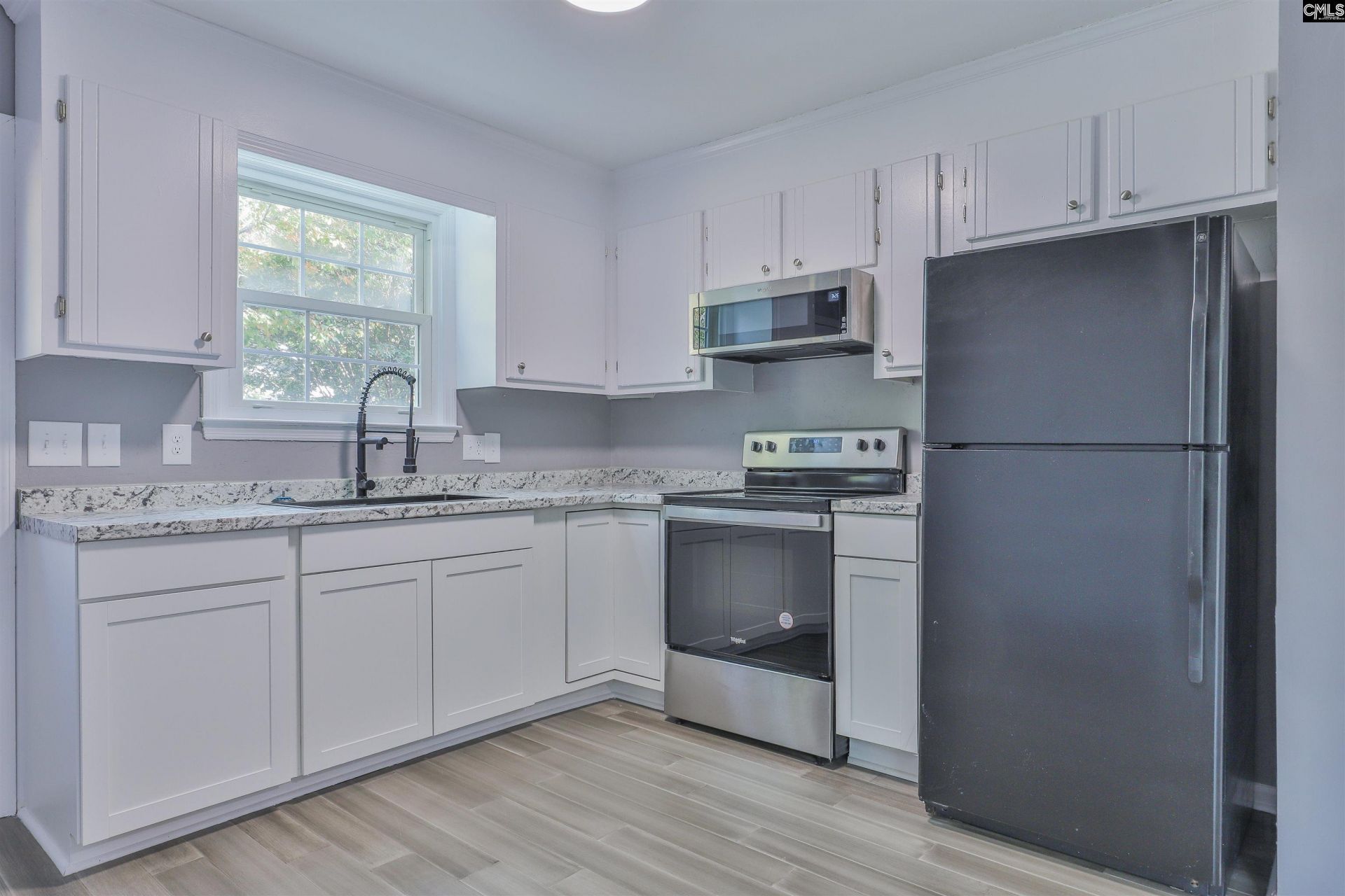 154 Meadow Wood Drive  Photo 9