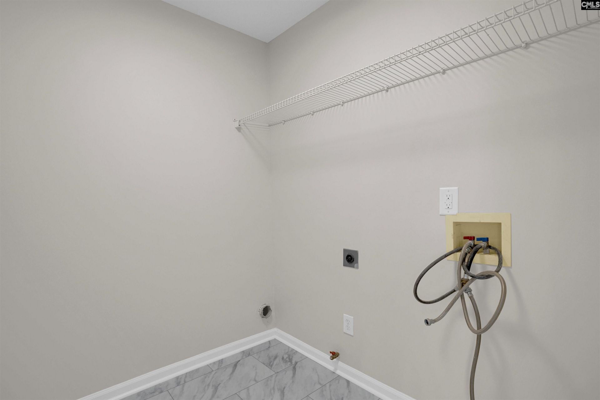 105 Austree Drive  Photo 37