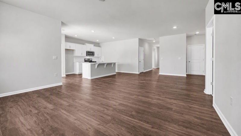 176 Horatio Lane  Photo 7