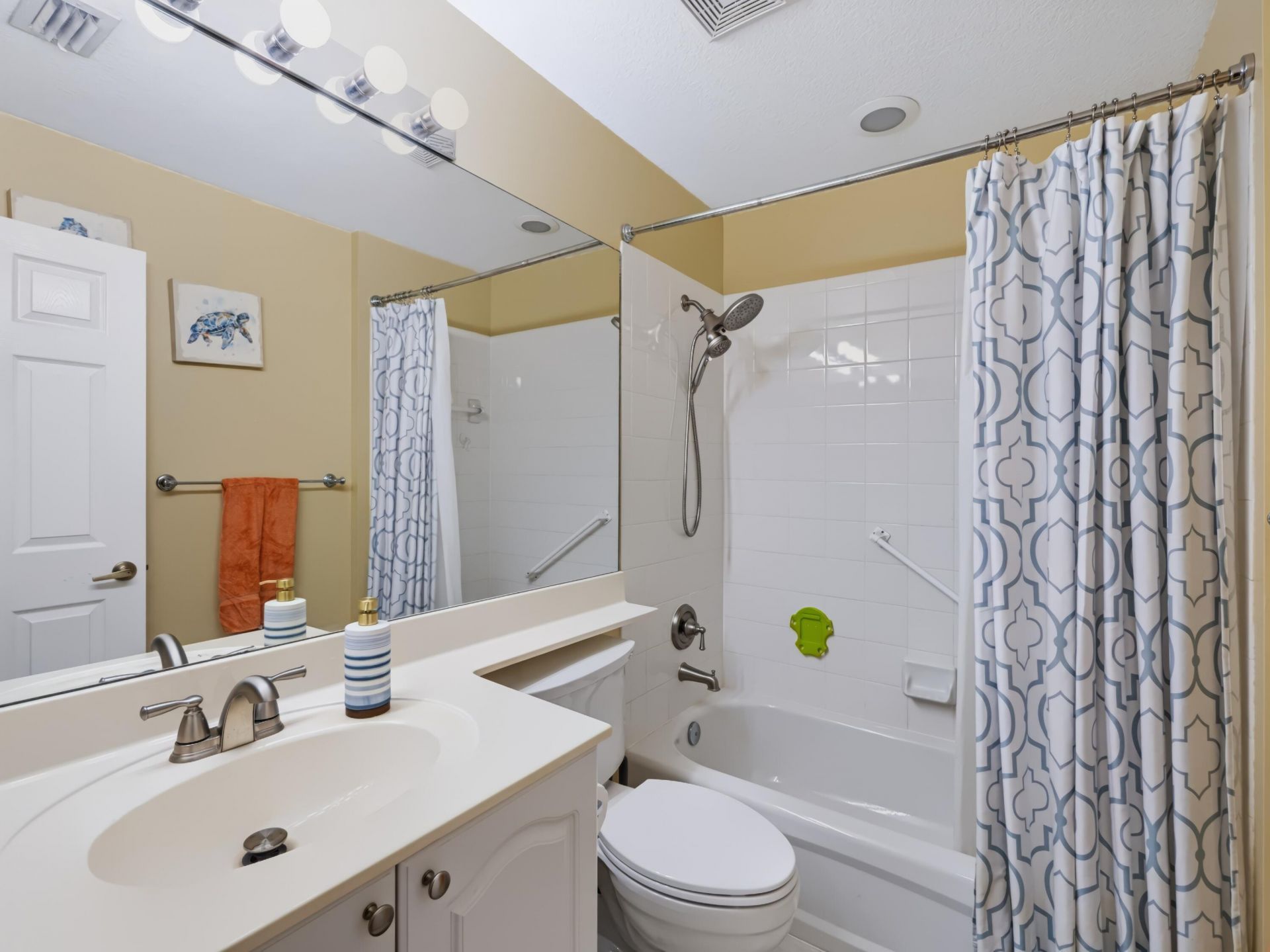 8071 Via Hacienda, Riviera Beach, FL 33418 Photo