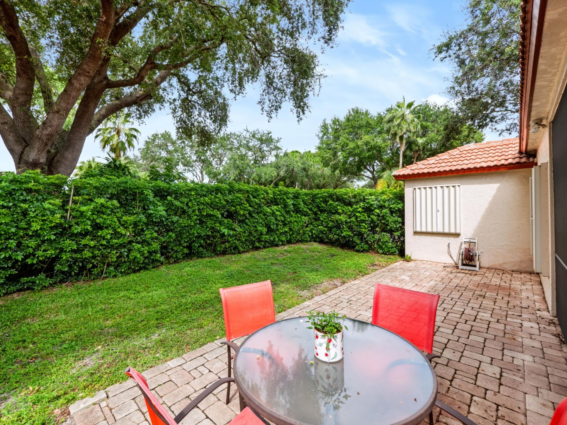 8071 Via Hacienda, Riviera Beach, FL 33418 Photo