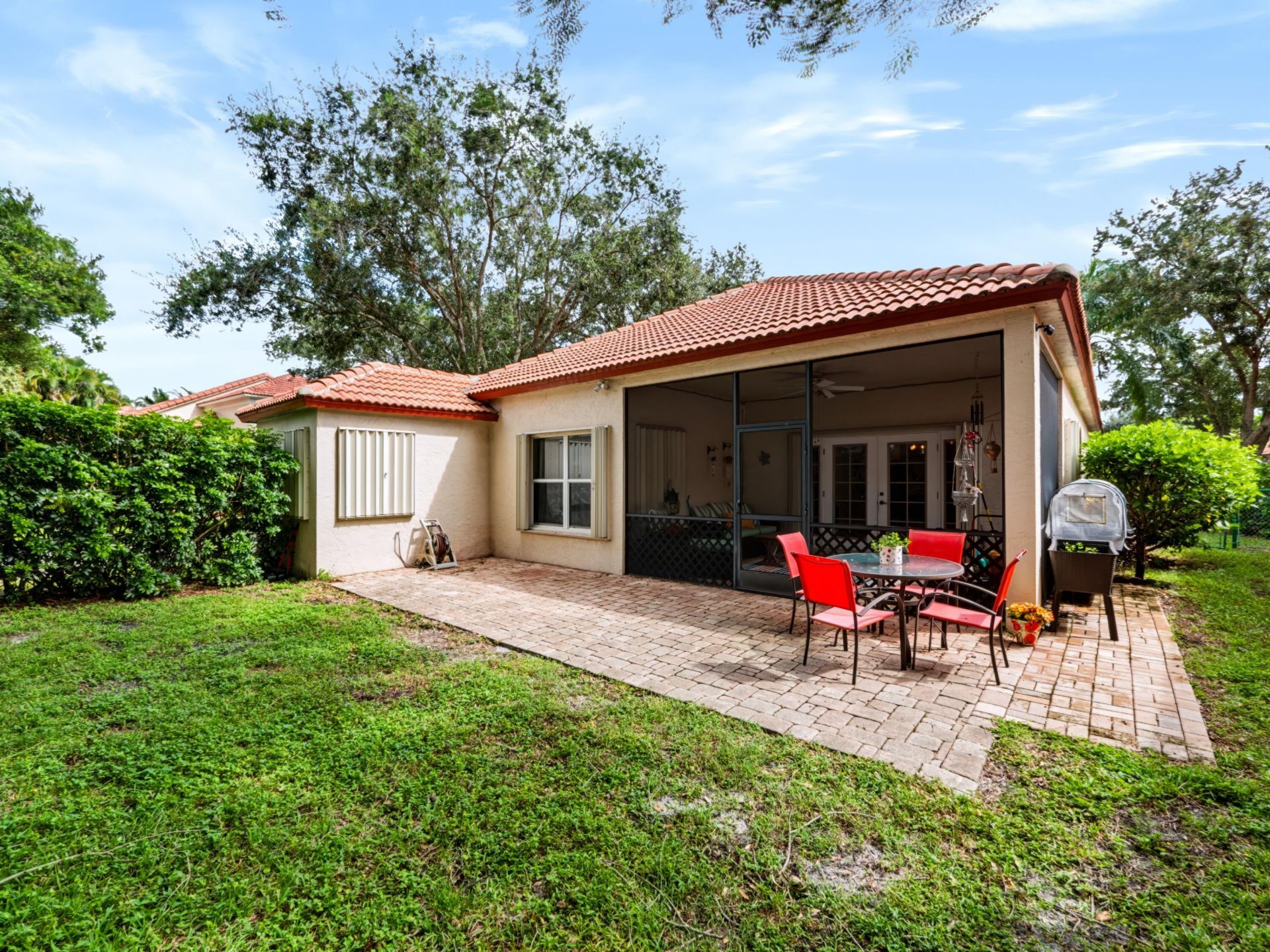 8071 Via Hacienda, Riviera Beach, FL 33418 Photo