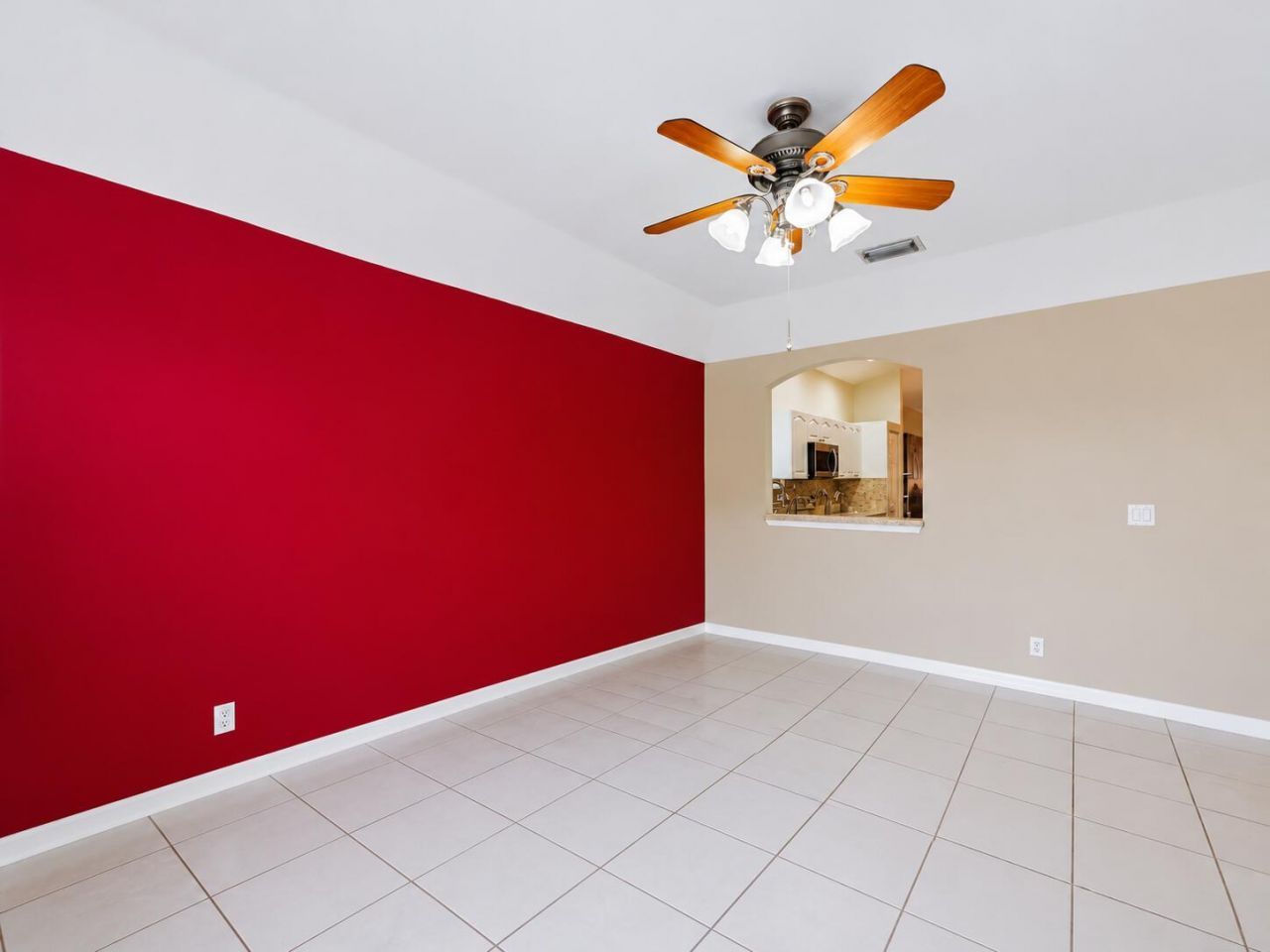8071 Via Hacienda, Riviera Beach, FL 33418 Photo