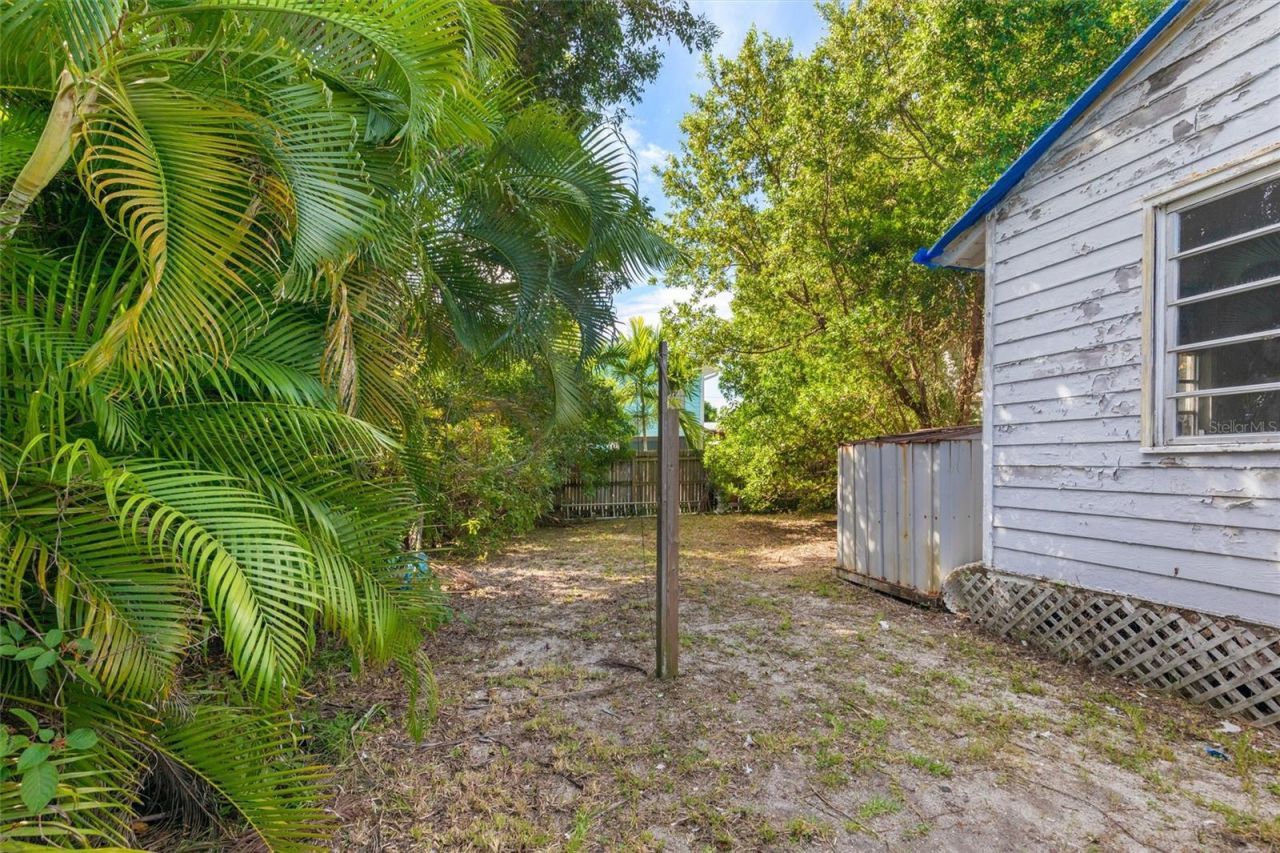 19552 Aztec Street , Summerland Key, FL 33042 Photo