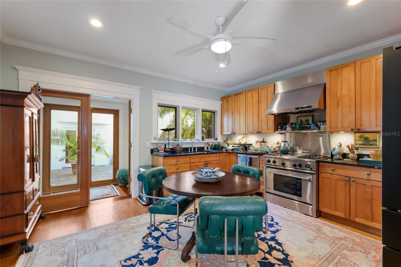 2813 Riverview Boulevard , Bradenton, FL 34205 Photo