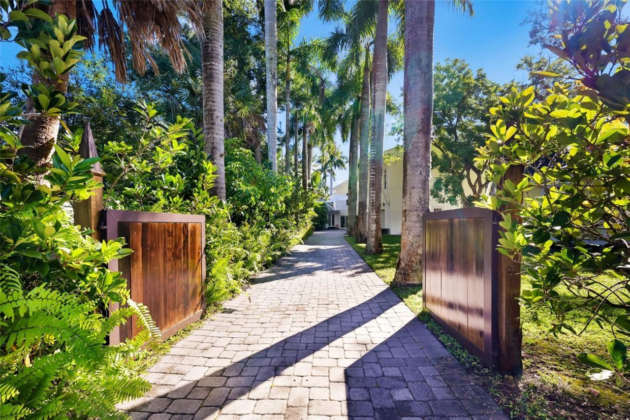 2813 Riverview Boulevard , Bradenton, FL 34205 Photo