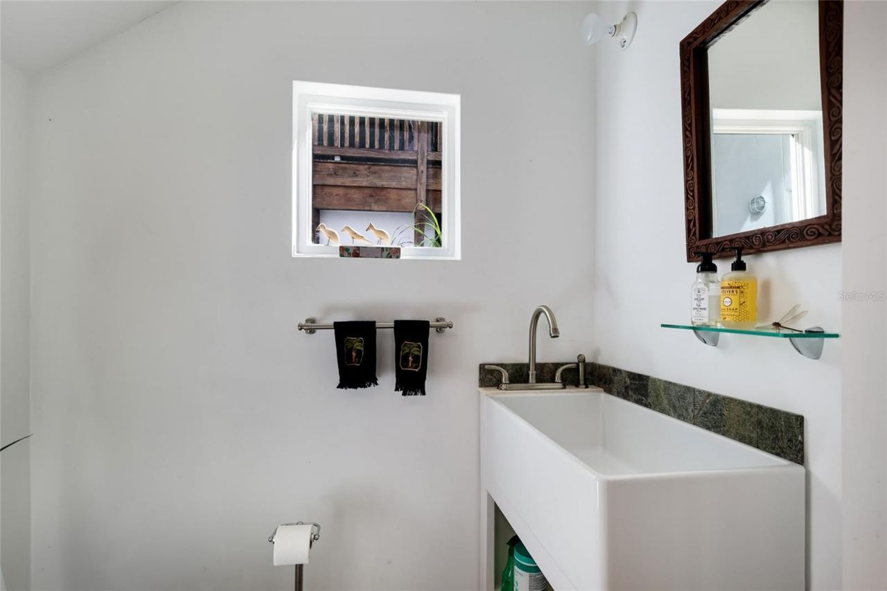 2813 Riverview Boulevard , Bradenton, FL 34205 Photo