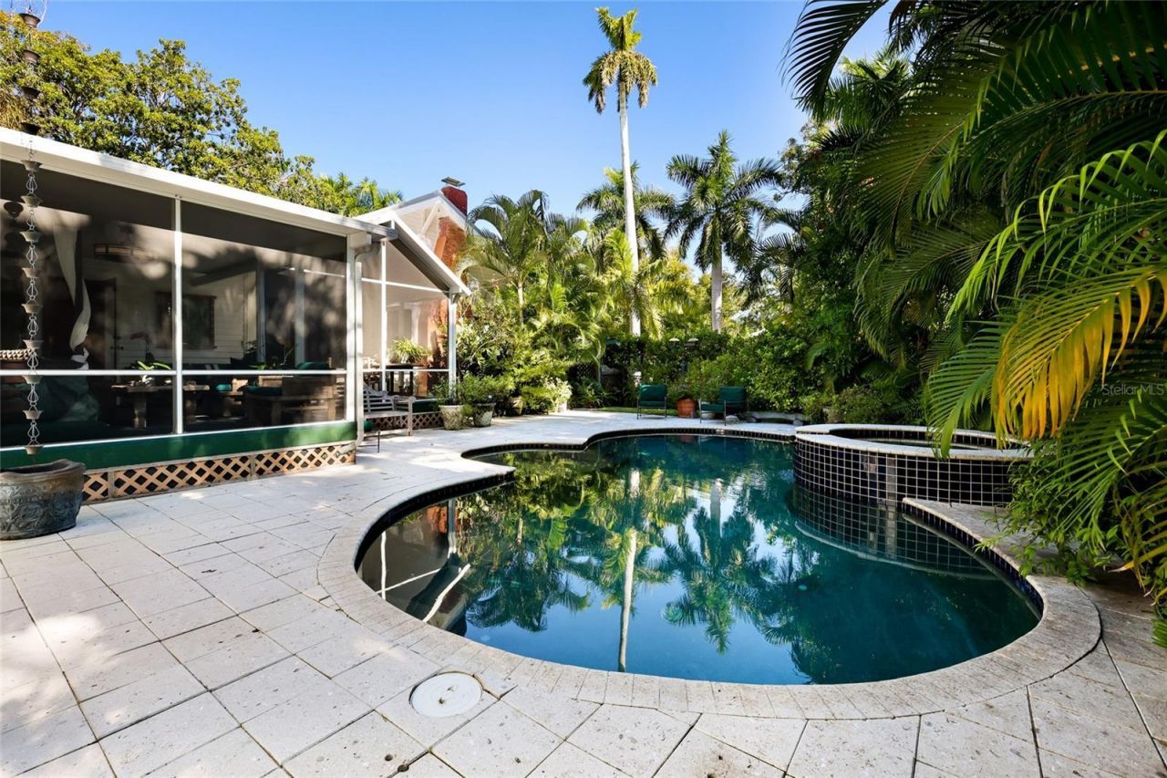 2813 Riverview Boulevard , Bradenton, FL 34205 Photo