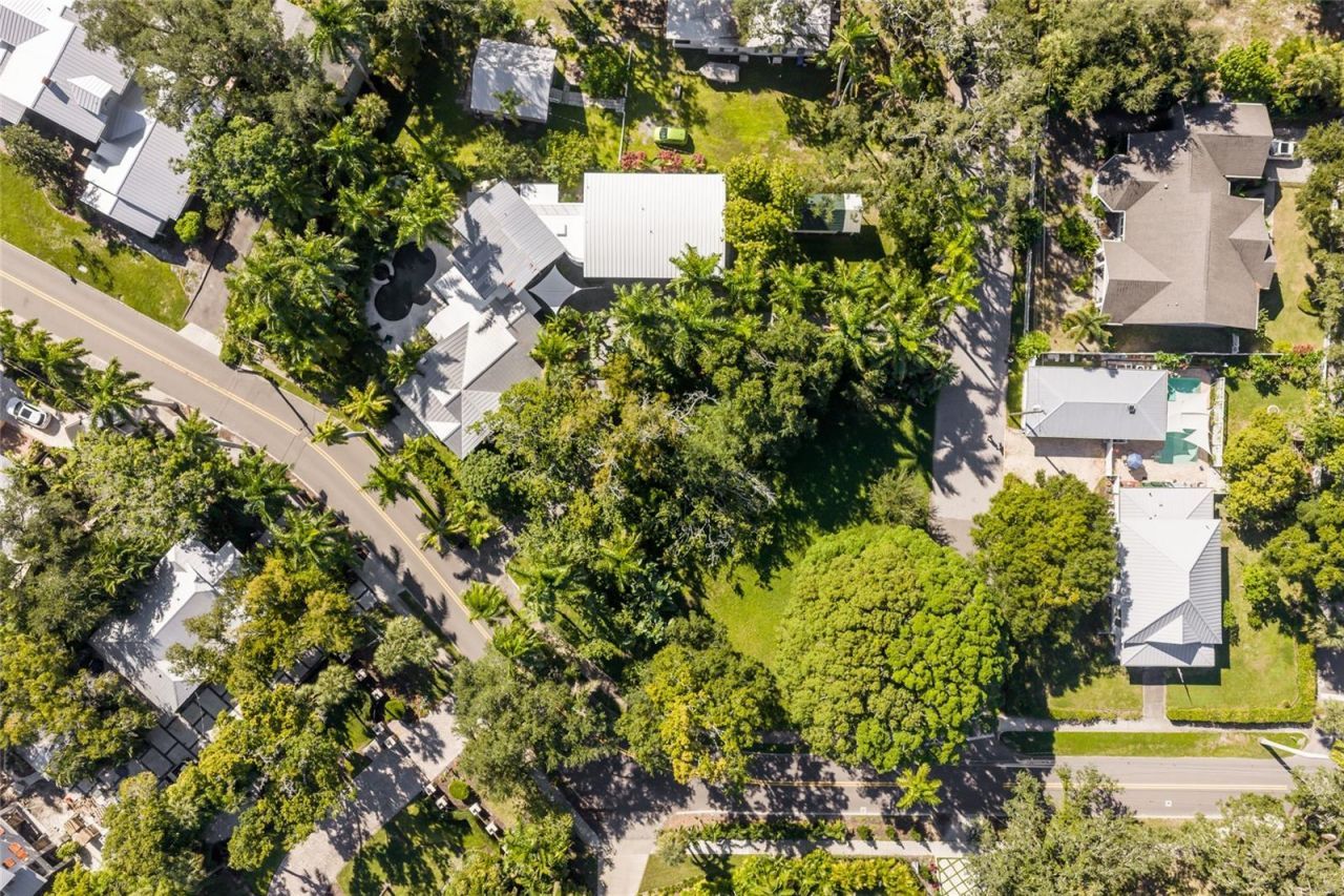2813 Riverview Boulevard , Bradenton, FL 34205 Photo