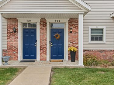 924 W TRAILCREEK Drive, Peoria, IL 61614