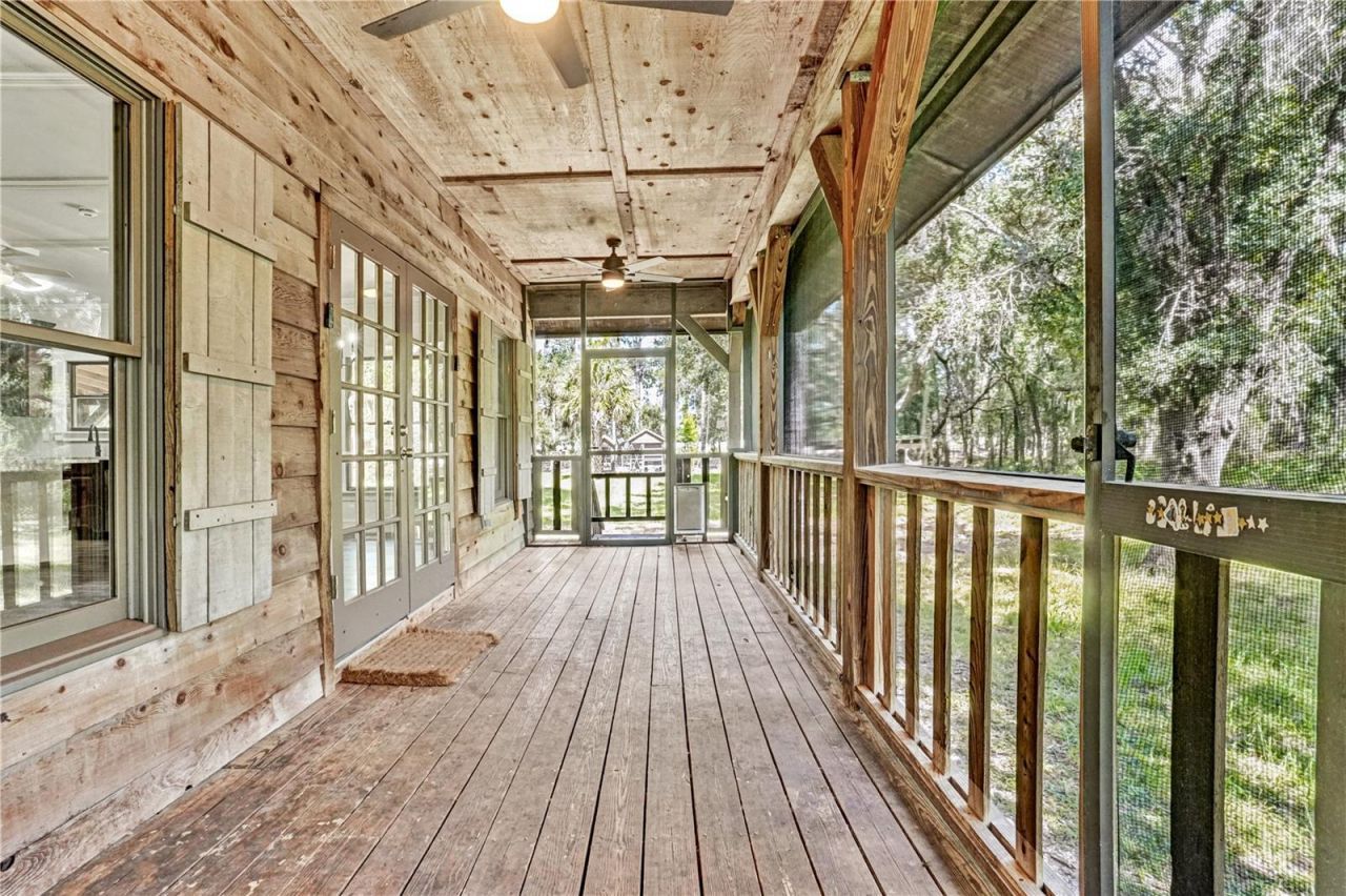 16418 Winburn Drive, Sarasota, FL 34240 Photo