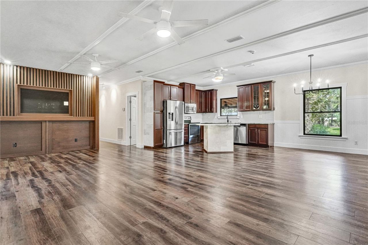 16418 Winburn Drive, Sarasota, FL 34240 Photo