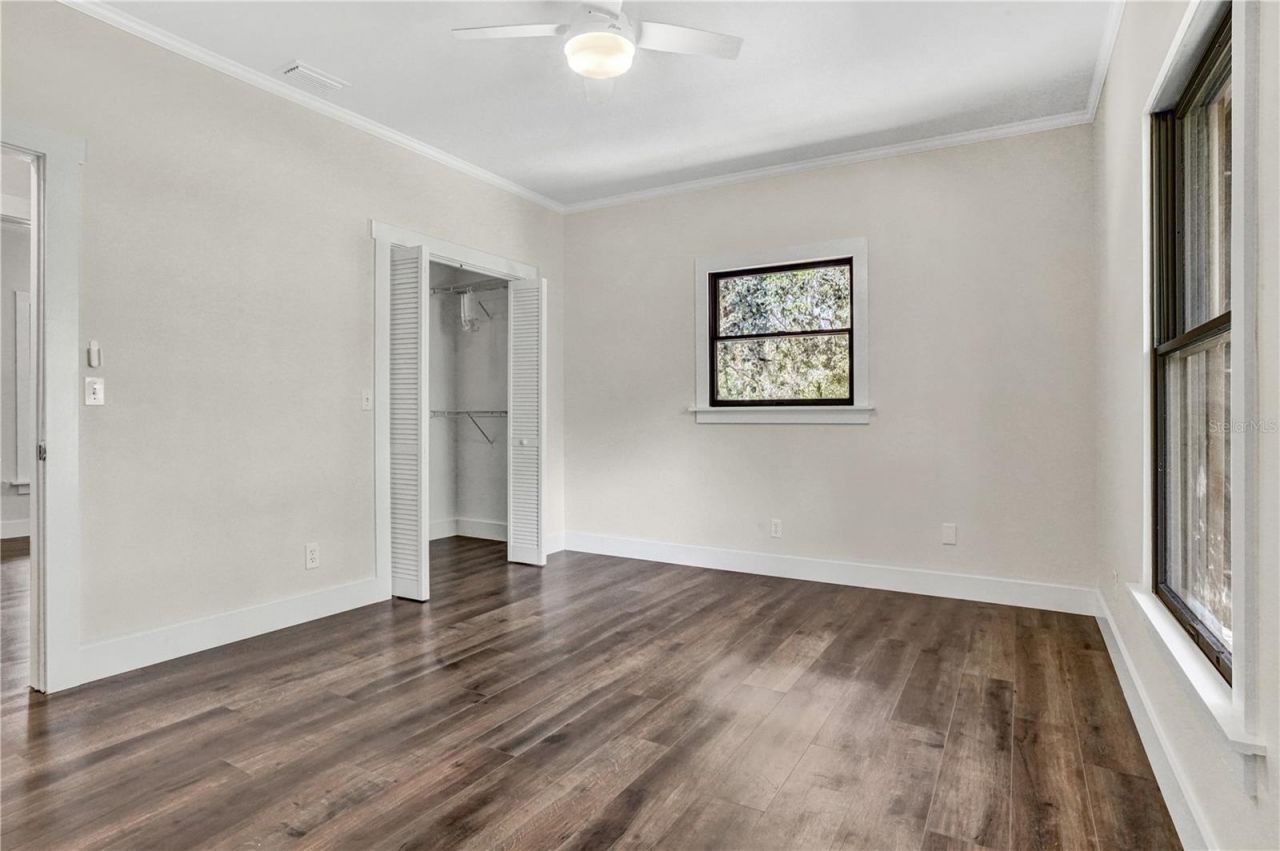 16418 Winburn Drive, Sarasota, FL 34240 Photo