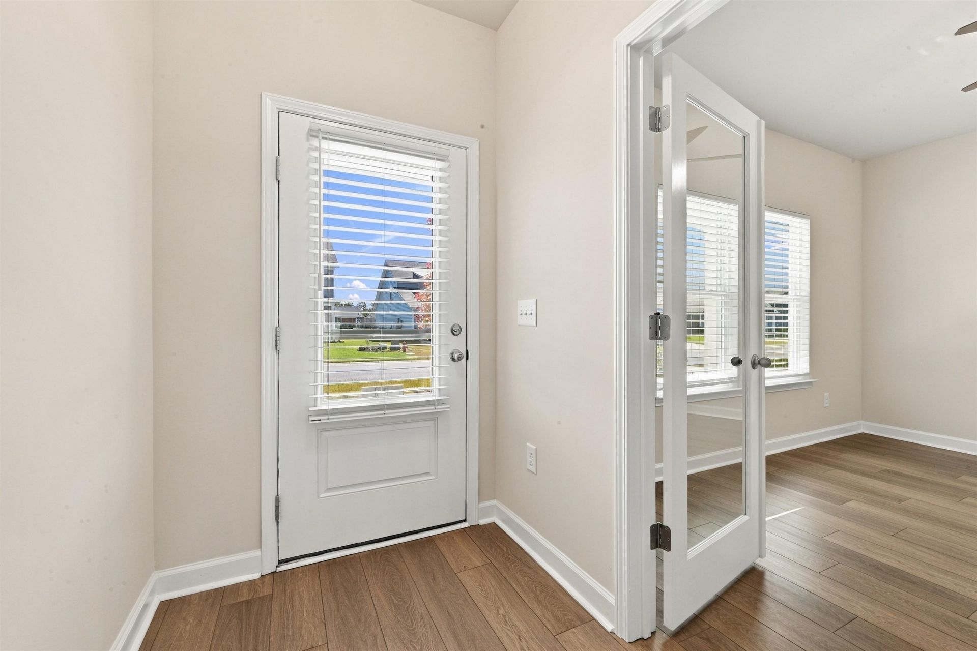 273 Valerio St. Photo 10