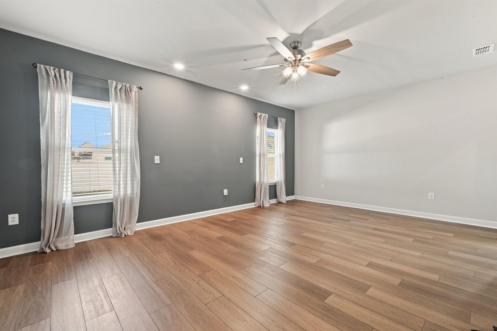 273 Valerio St. Photo 29