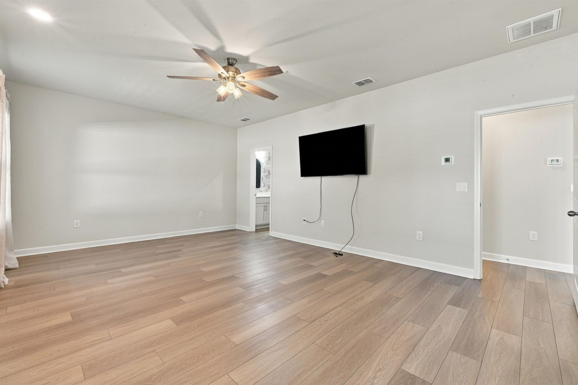 273 Valerio St. Photo 30