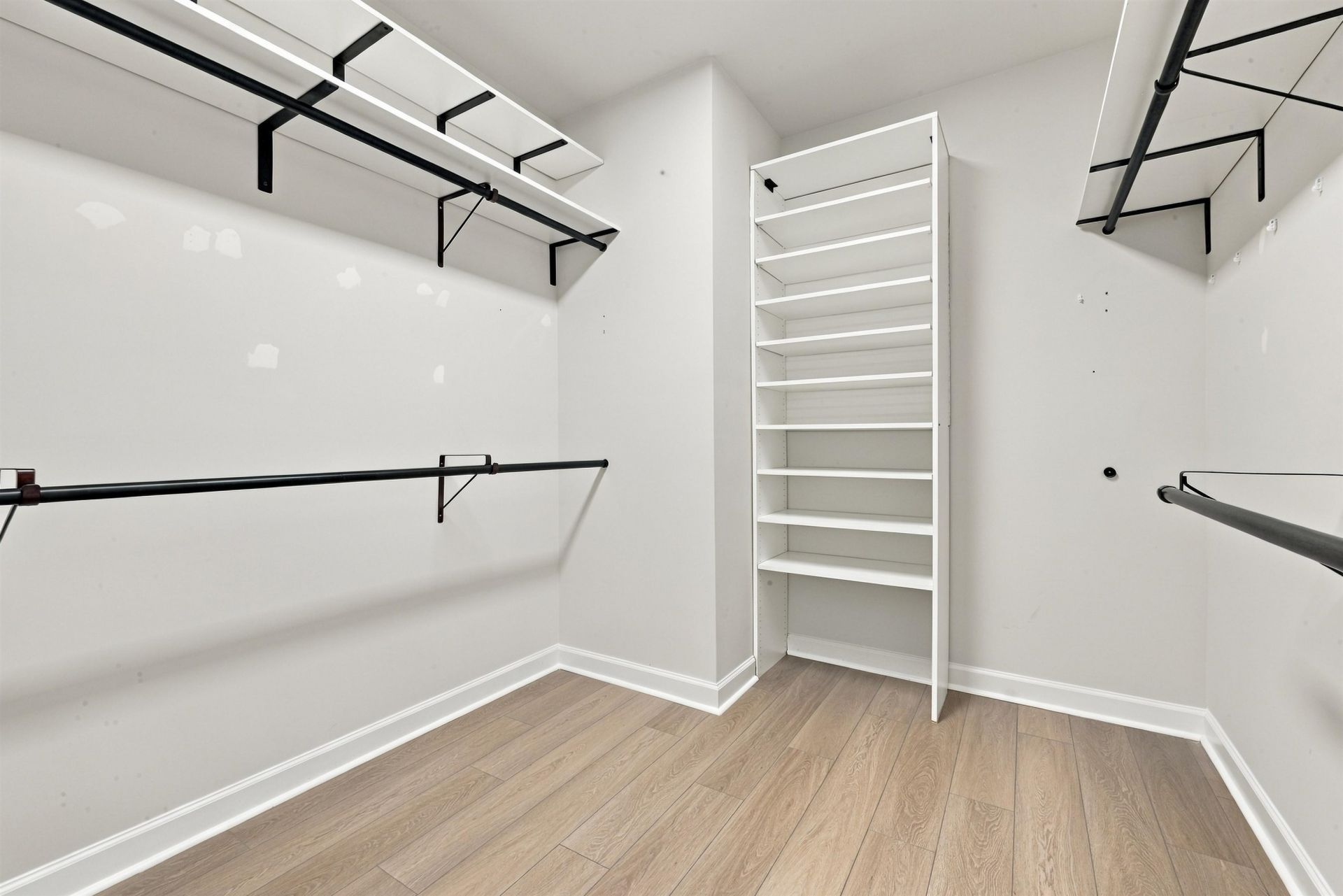 273 Valerio St. Photo 34