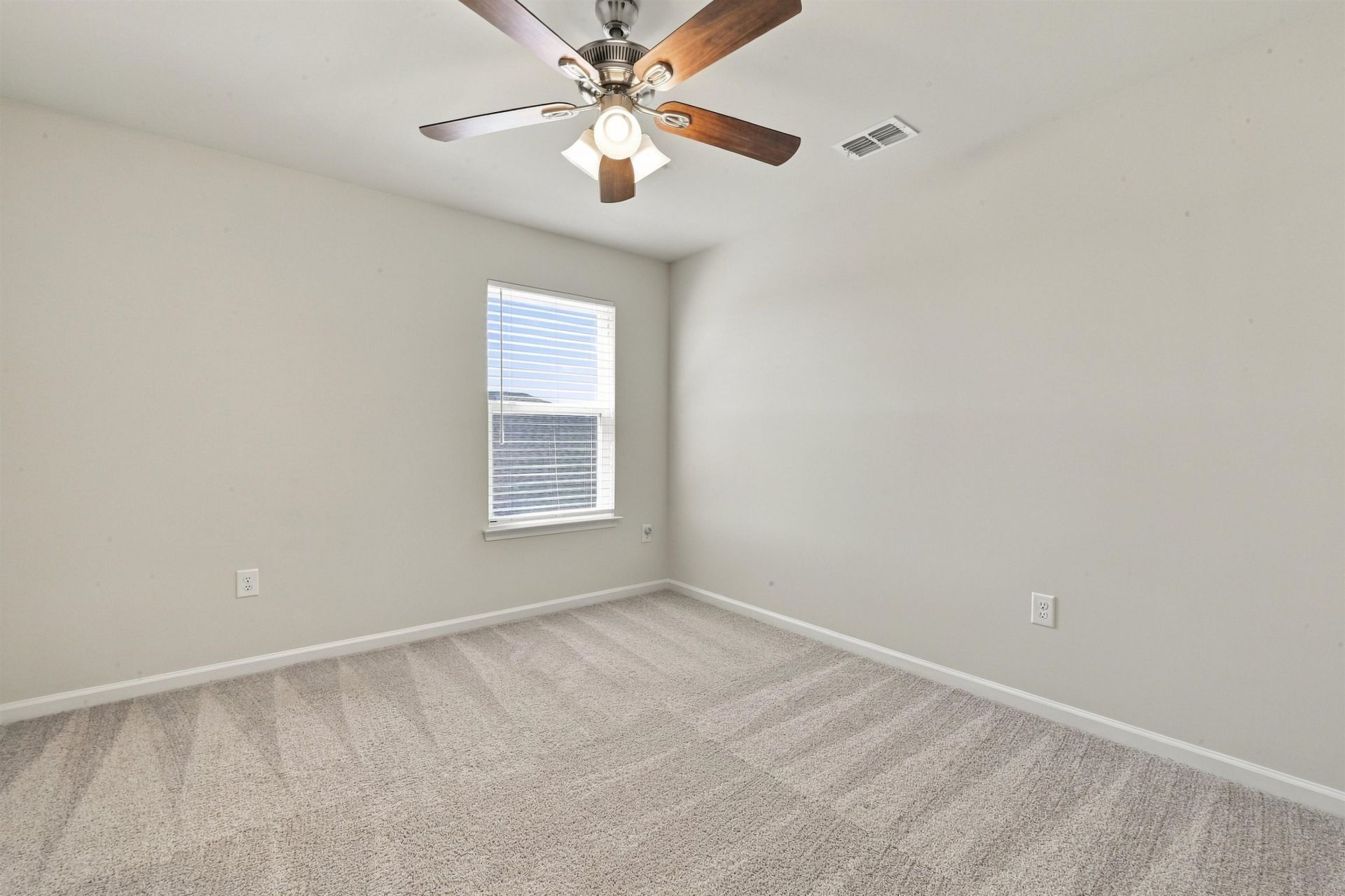 273 Valerio St. Photo 36