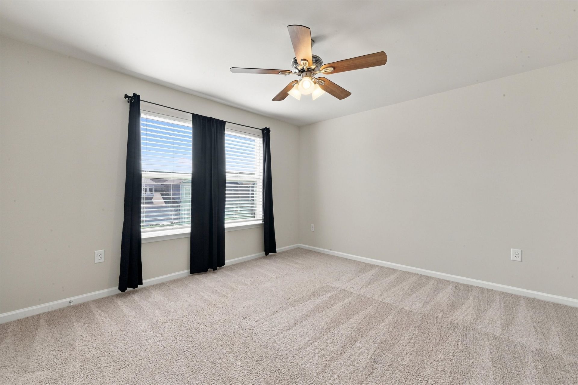 273 Valerio St. Photo 37