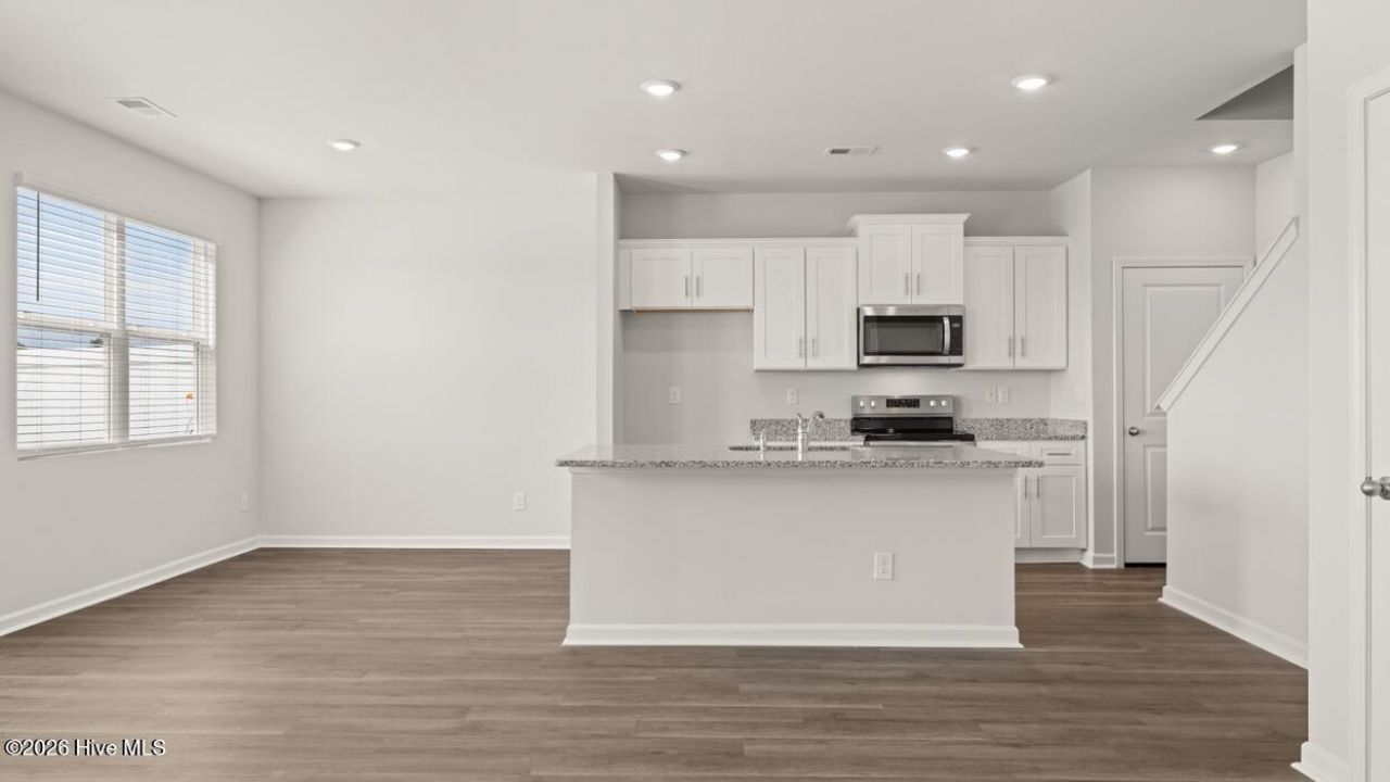 7088 Onyx Row Photo 43