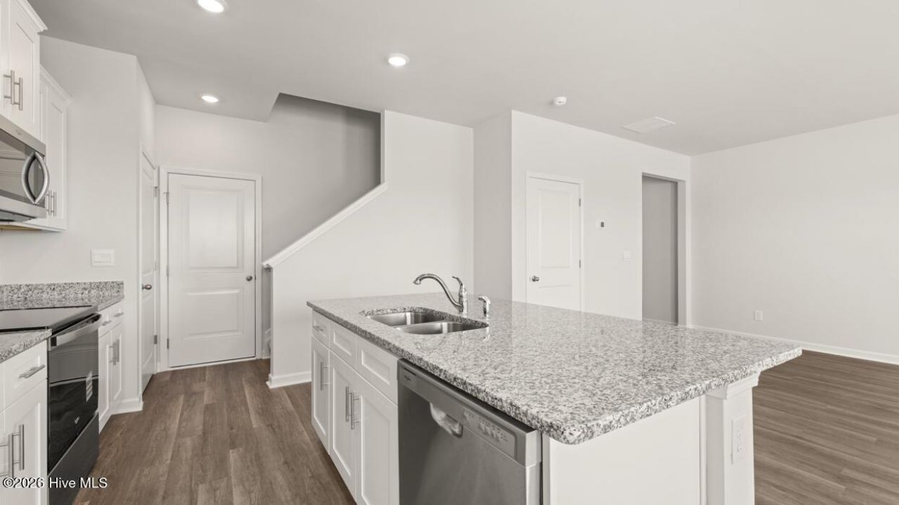 7088 Onyx Row Photo 43