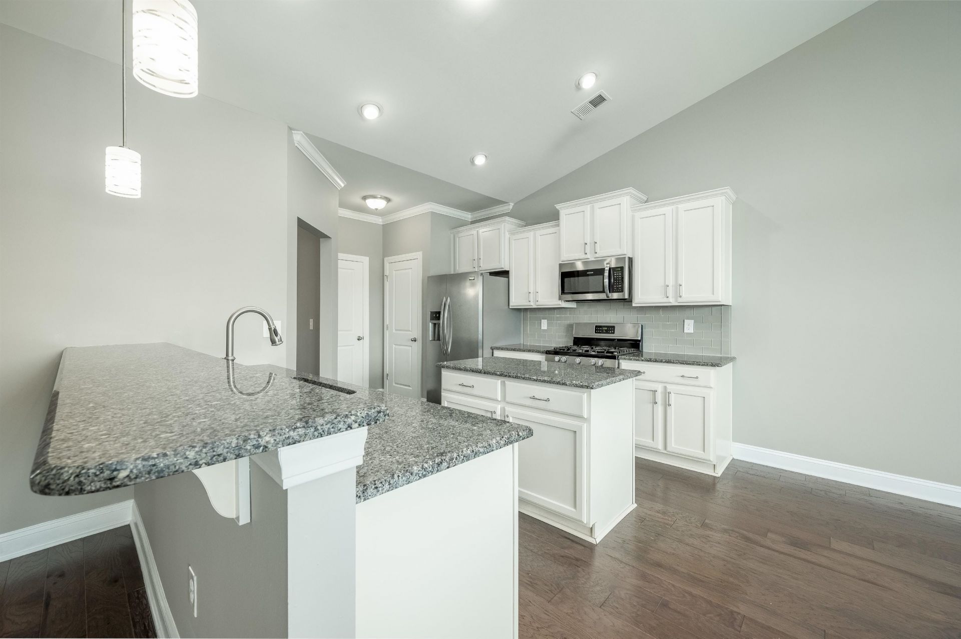 5905 Lazio Ct.  Photo 6