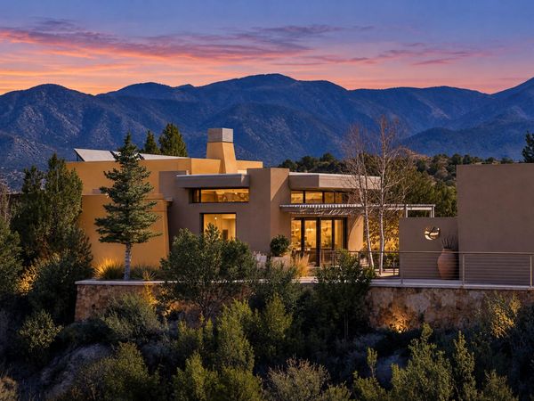 133 Vista Redonda , Santa Fe, NM 87506
