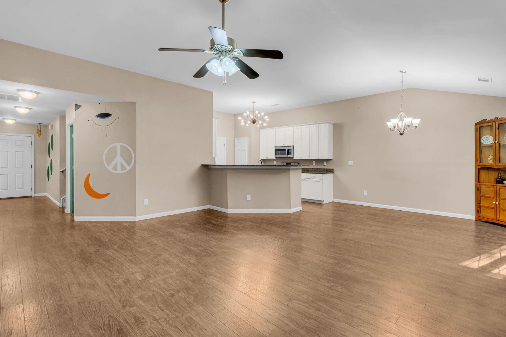 115 Holly Street Photo 7