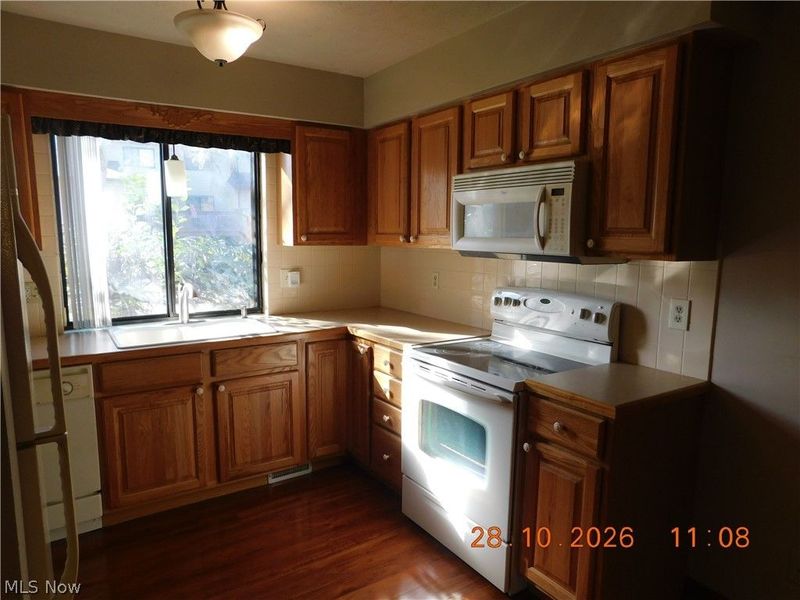 307 Guys Run Road, Akron, OH 44319 Photo 4