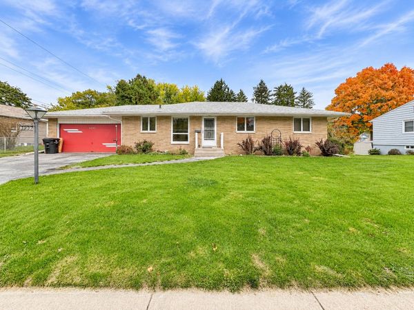3237 26th Avenue , Rock Island, IL 61201