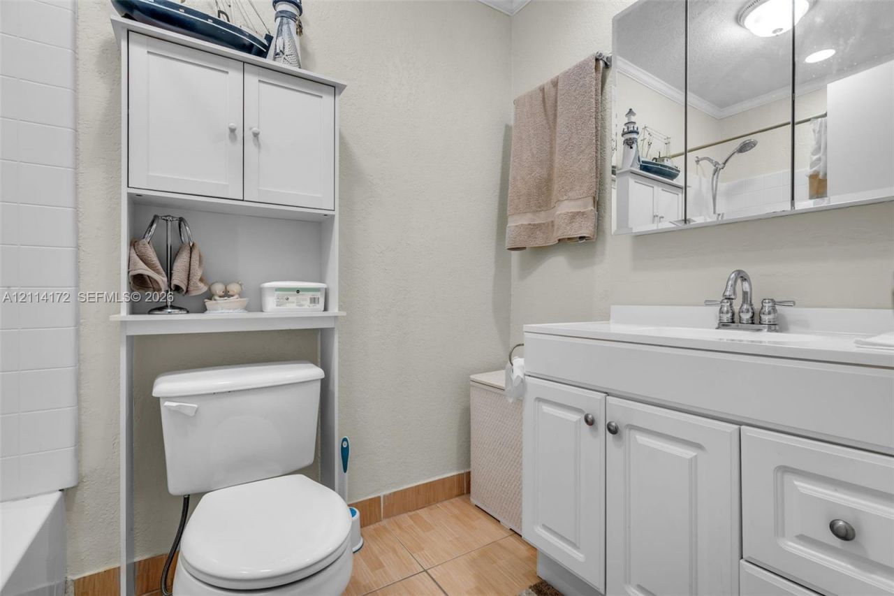 9421 S Meadows Cir , Miramar, FL 33025 Photo