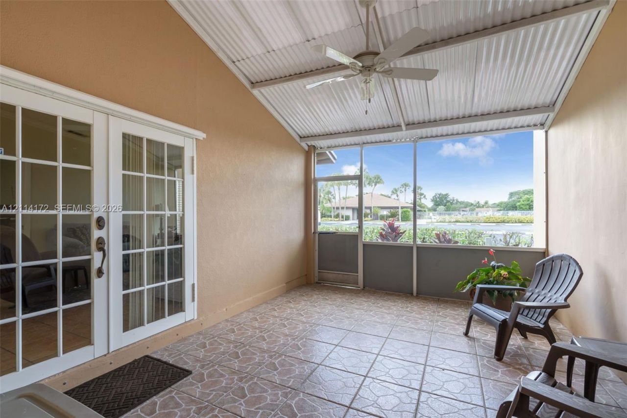 9421 S Meadows Cir , Miramar, FL 33025 Photo