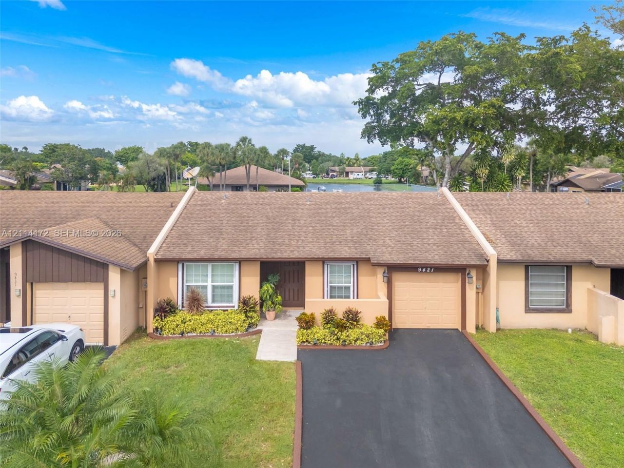 9421 S Meadows Cir , Miramar, FL 33025 Photo