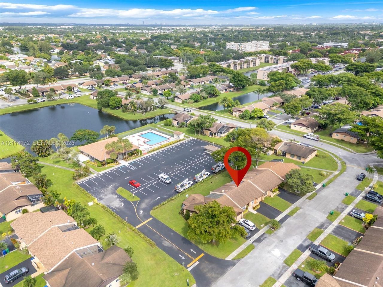 9421 S Meadows Cir , Miramar, FL 33025 Photo