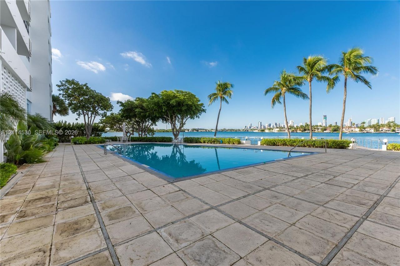 3 Island Ave , Unit 14L, Miami Beach, FL 33139 Photo