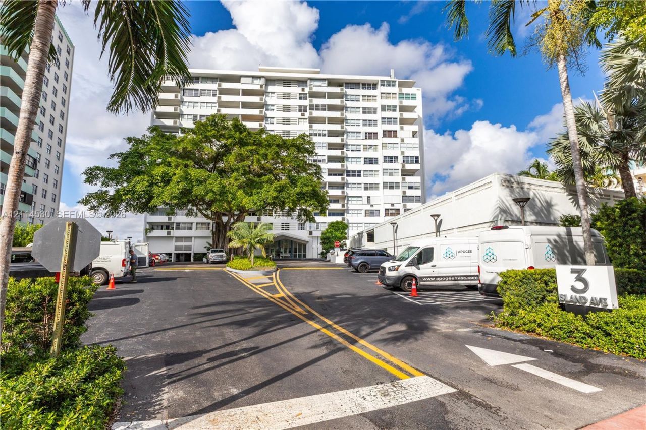 3 Island Ave , Unit 14L, Miami Beach, FL 33139 Photo