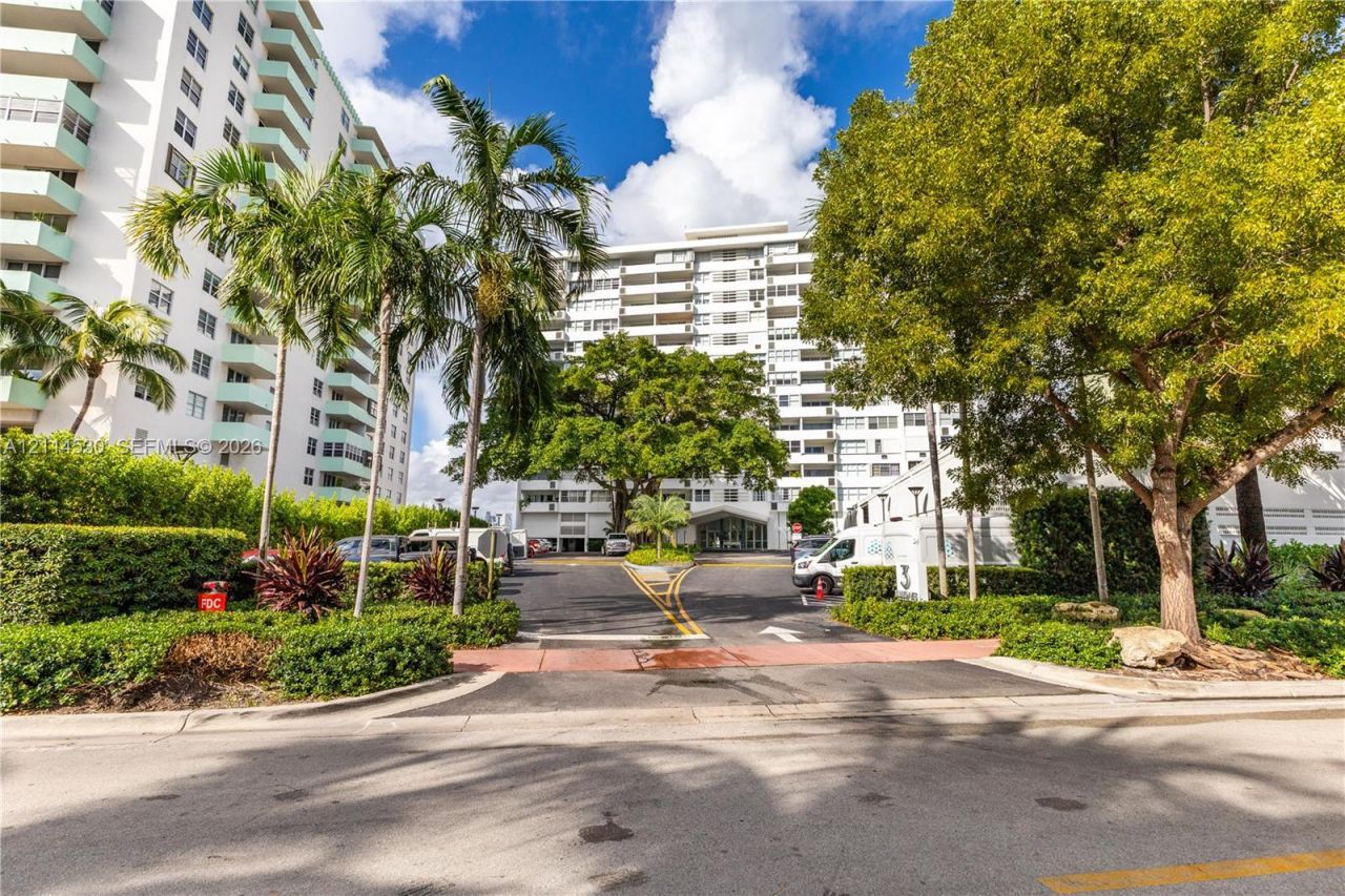 3 Island Ave , Unit 14L, Miami Beach, FL 33139 Photo