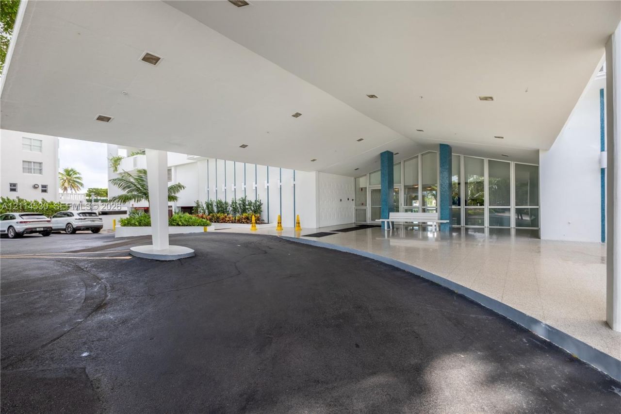 3 Island Ave , Unit 14L, Miami Beach, FL 33139 Photo