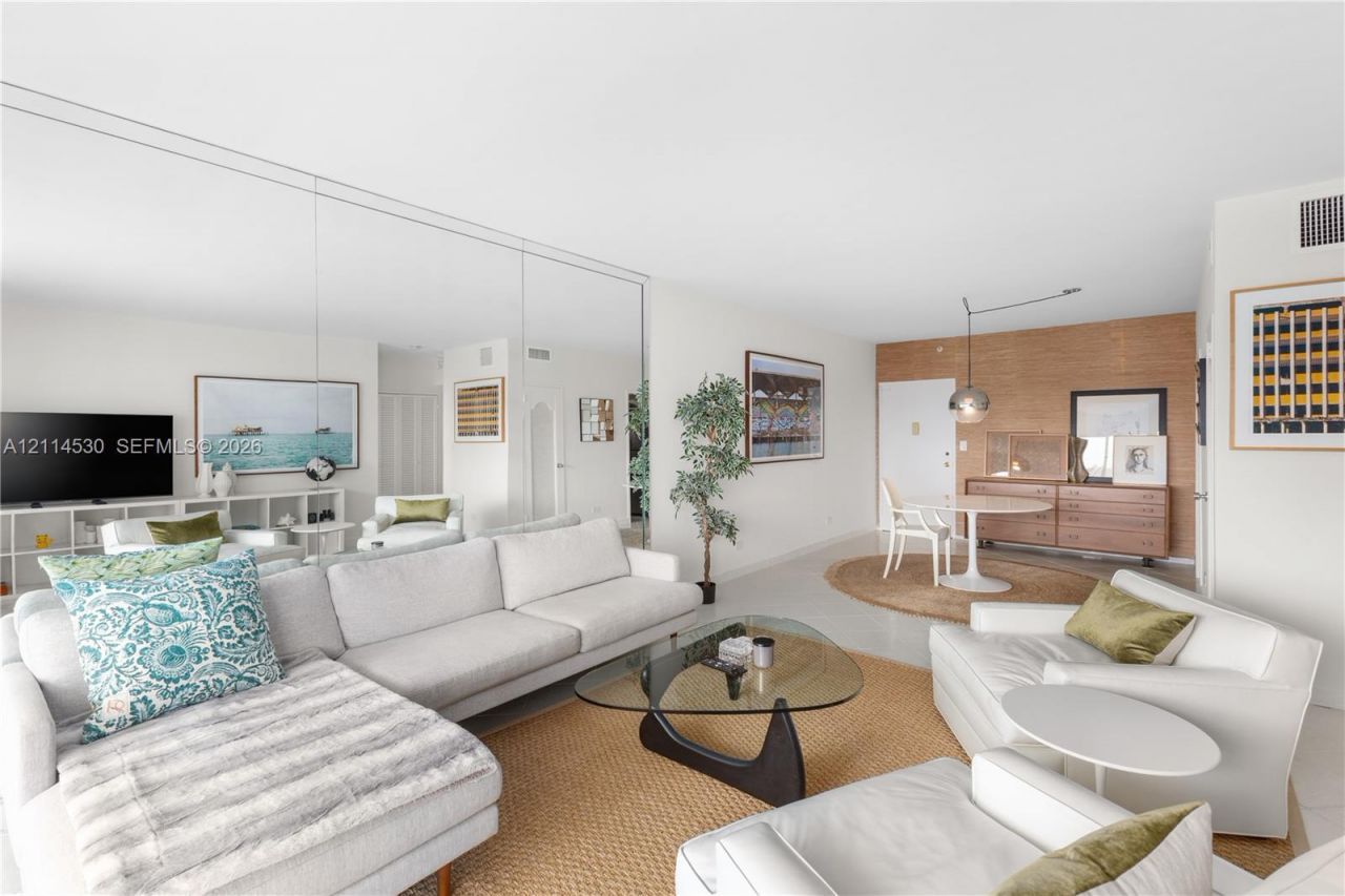 3 Island Ave , Unit 14L, Miami Beach, FL 33139 Photo