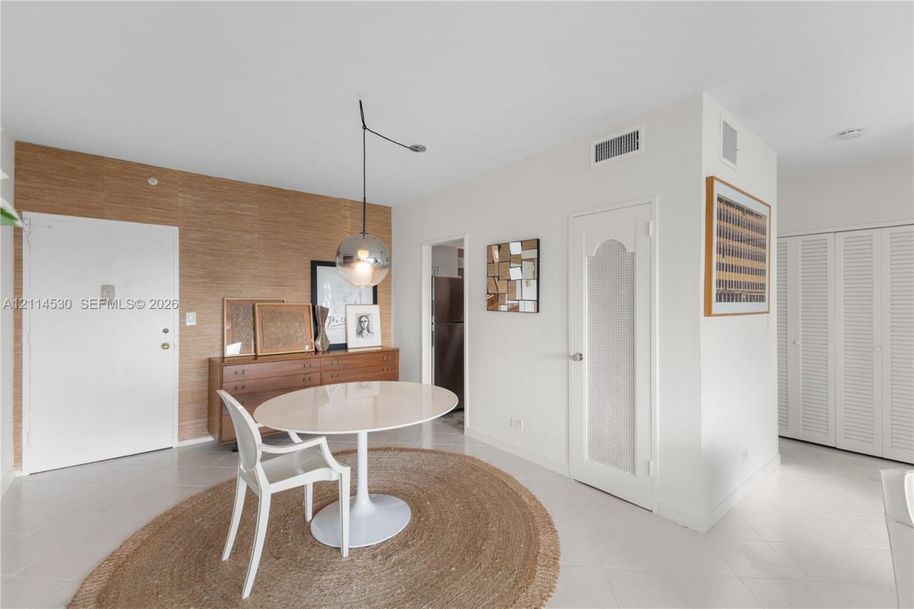 3 Island Ave , Unit 14L, Miami Beach, FL 33139 Photo
