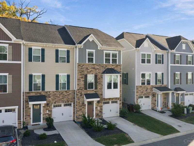 39 Wentworth Lane, Cincinnati, OH 45236 Photo 2